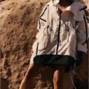 Free People FP Movement Peace Out
Backpack Parachute Parka